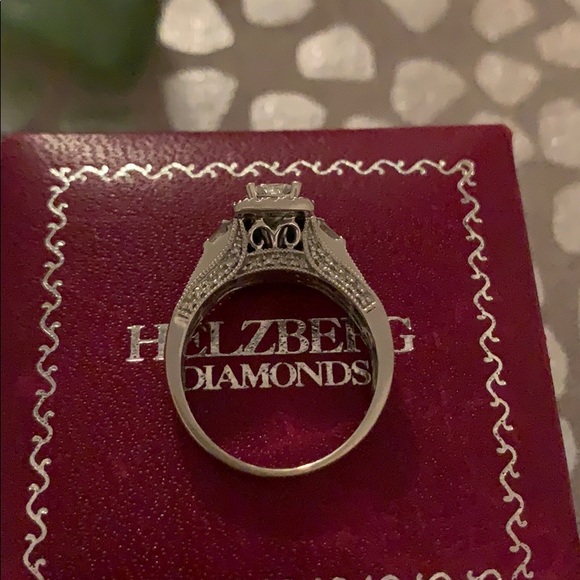Helzberg 💍Diamonds Engagement Ring💍 - Picture 6 of 6